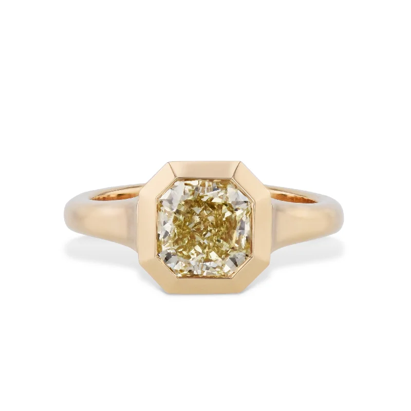 Fancy Light Yellow Diamond Engagement Ring