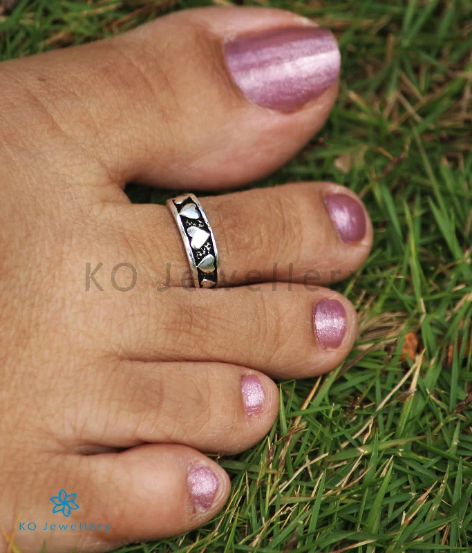 The Hridya Silver Toe-Rings