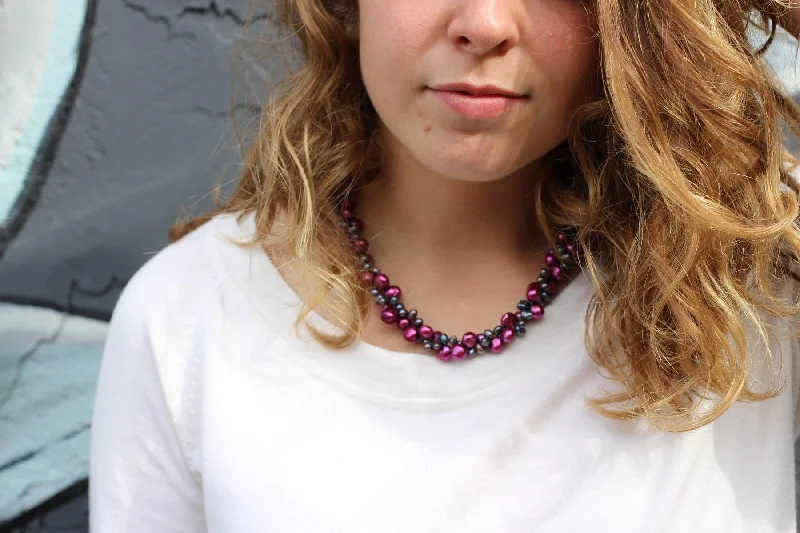 Black & Magenta Pearls Necklace