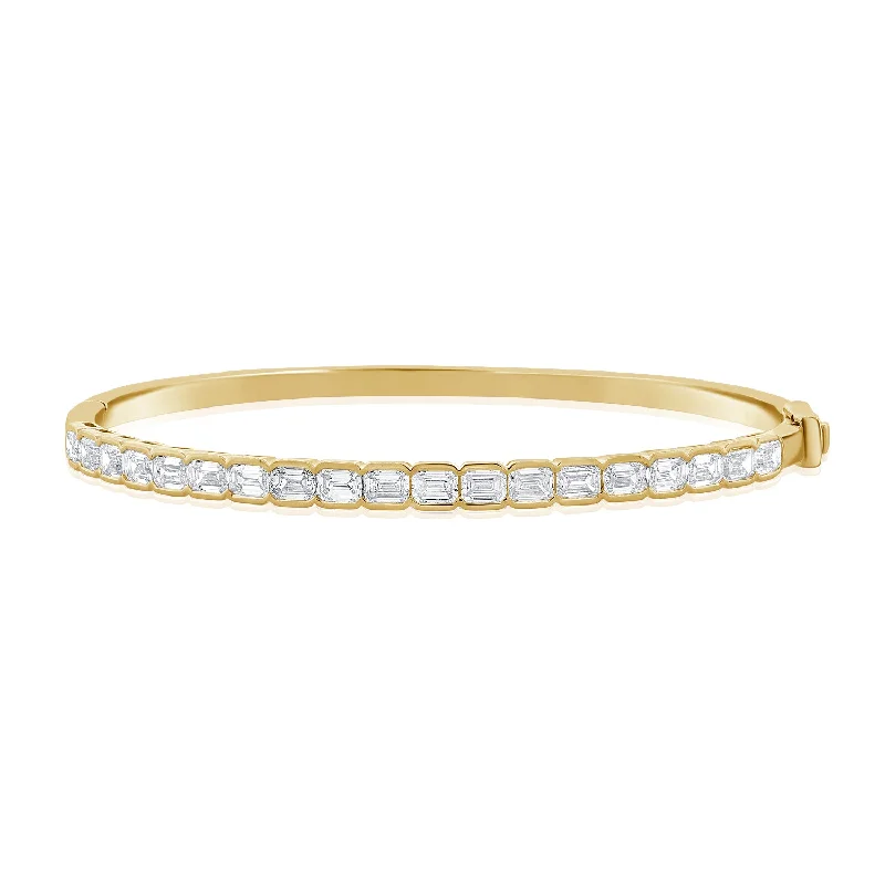 Exquisite 14K Gold Diamond Baguette Tennis Bangle Bracelet