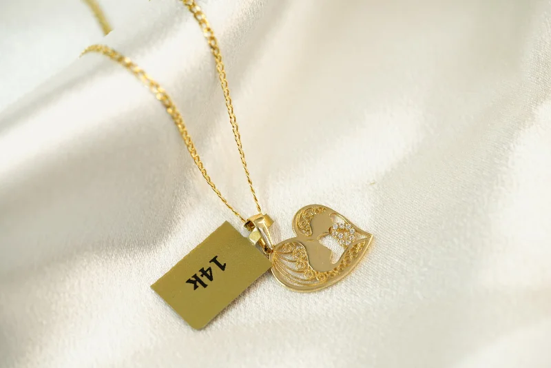 14k Mother Necklace