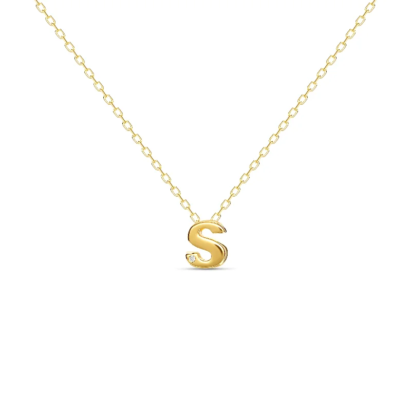 Diamond Letter Necklace "S" - 18 karat gold vermeil on sterling silver, diamond 0.01 carat